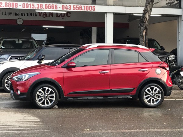 Hyundai i20 2016 màu đỏ