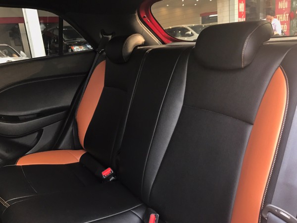 Hyundai i20 2016 màu đỏ