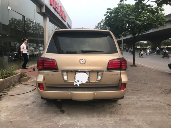 Lexus LX 570 Bán Lexus LX570 sản xuất và đăng ký 2009