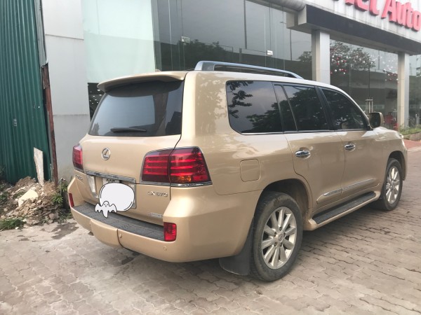 Lexus LX 570 Bán Lexus LX570 sản xuất và đăng ký 2009
