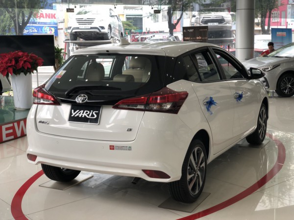 Toyota Yaris Verso Toyota Yaris 1.5 Nhập Thái Đủ Màu