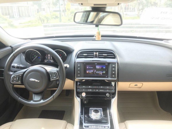 Jaguar JAGUAR XE PRESTIGE sx 2015, đk 2016