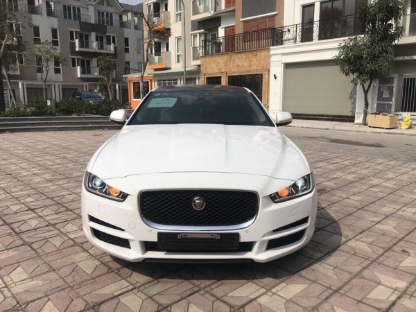 Jaguar JAGUAR XE PRESTIGE sx 2015, đk 2016