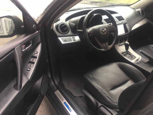 Mazda 3 nhập khẩu - NGUYÊN BẢN