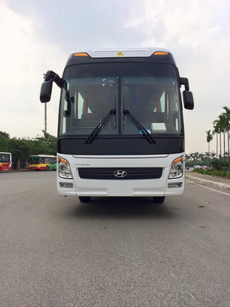 Hyundai Universe Noble Bán xe Universe Noble 47 chỗ HINO 380 ps