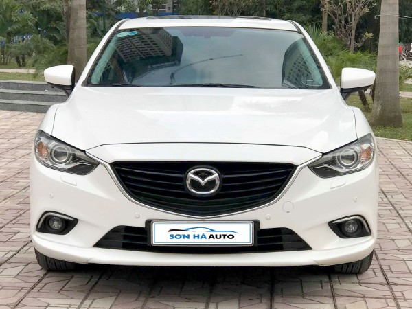 Mazda 6 - 2.0AT 2016, màu trắng, biển Hà Nội