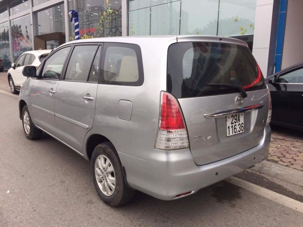 Toyota Innova Toyota Innova G 2011 Màu Bạc giá tốt.