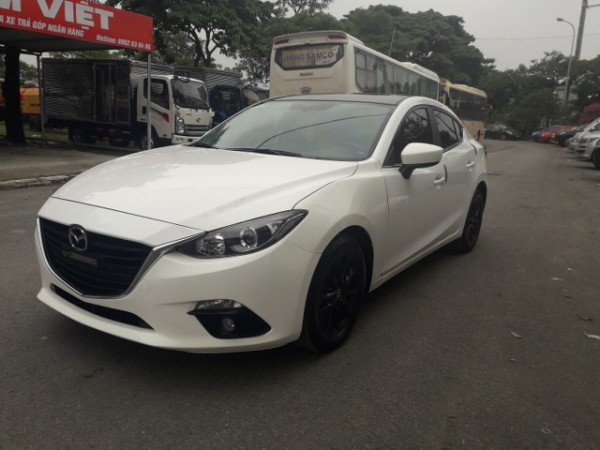 Mazda 3 Bán Mazda3 1.5AT màu trắng 2016