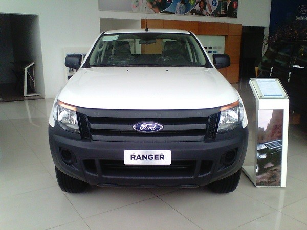 Ford New Ranger 2 Cầu