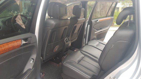 Mercedes-Benz GL 320 Mercedé Benz GL 320 CDi màu bạc 2008
