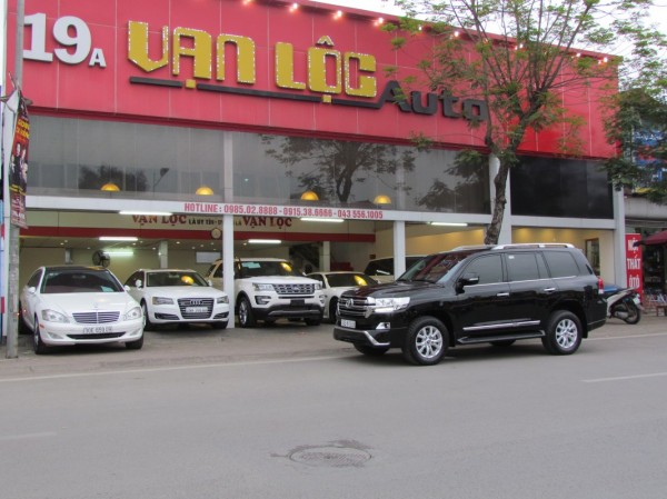 Toyota Land Cruiser 2017 màu đen