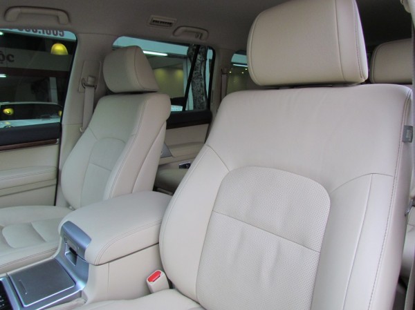 Toyota Land Cruiser 2017 màu đen