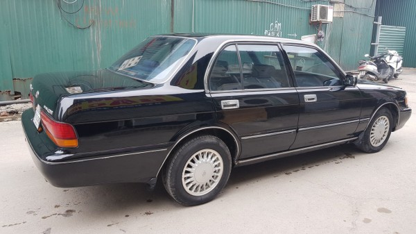 Toyota Crown Bán Crown 1995 màu đen