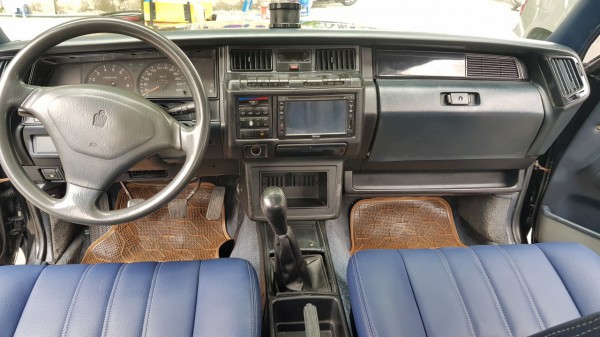 Toyota Crown Bán Crown 1995 màu đen