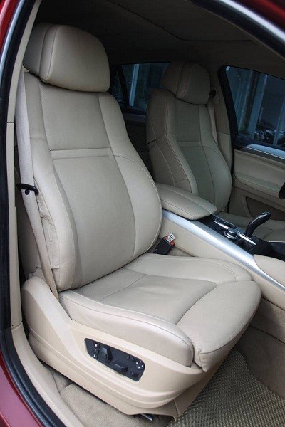 BMW X6 Màu đỏ nội thất kem đăng ký chính chủ