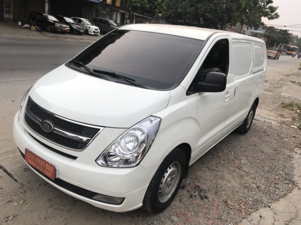 Hyundai Starex Bán starex 3 chỗ,900kg đời 2008 số sàn