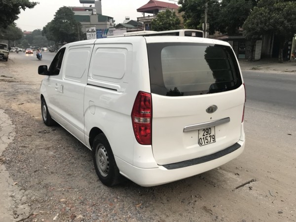 Hyundai Starex Bán starex 3 chỗ,900kg đời 2008 số sàn