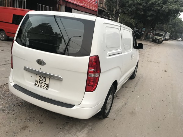 Hyundai Starex Bán starex 3 chỗ,900kg đời 2008 số sàn