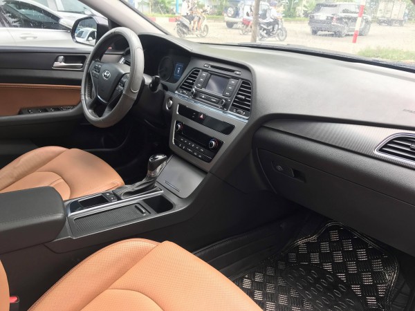 Hyundai Sonata 2.0AT 2015 - Nâu