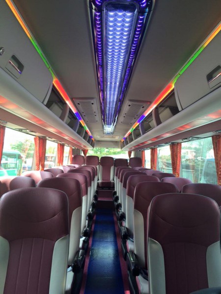 Hyundai Universe Noble Bán xe universe mini máy hino 35-39 chỗ