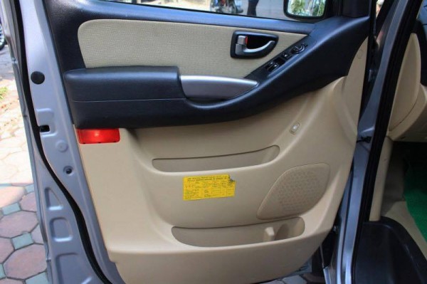Hyundai H-1 Starex sx 2015, màu Bạc, 9 chỗ, bản nội địa HQ