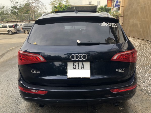 Audi Q5 mode 2011 Bản Full màu xanh đen