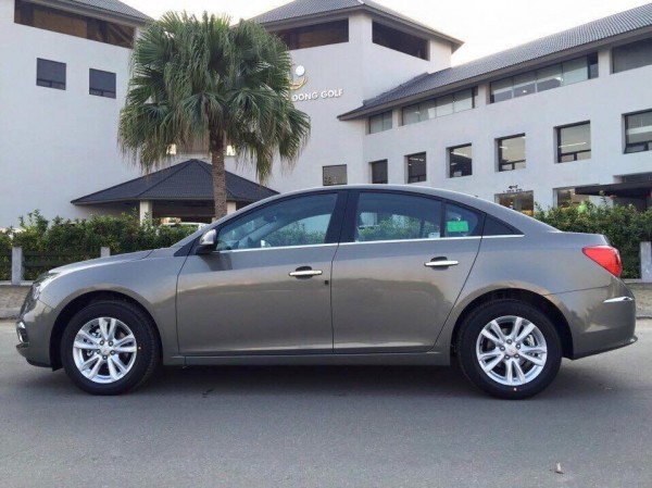 Chevrolet Cruze 2017 KM SÔC 50-60TR hỗ trợ vay 100%, GIÁ