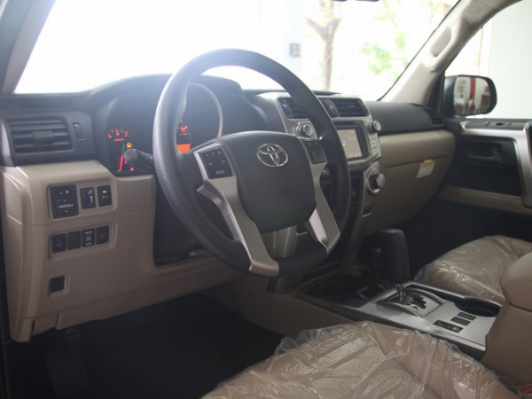 Toyota 4-Runner ,sx 2012,xe mới,màu đen,nhập khẩu