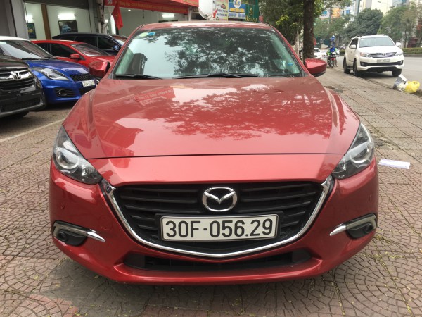 Mazda 3 Mazda3 Facelift 1.5L hachbak màu đỏ sản