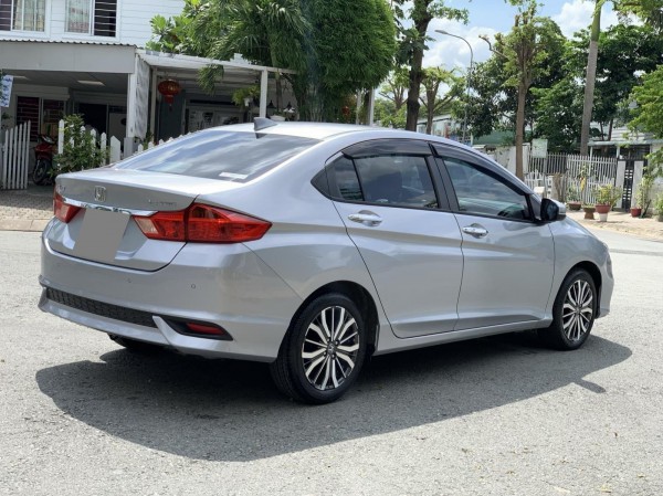 Honda City Top 2019 tự động màu bạc