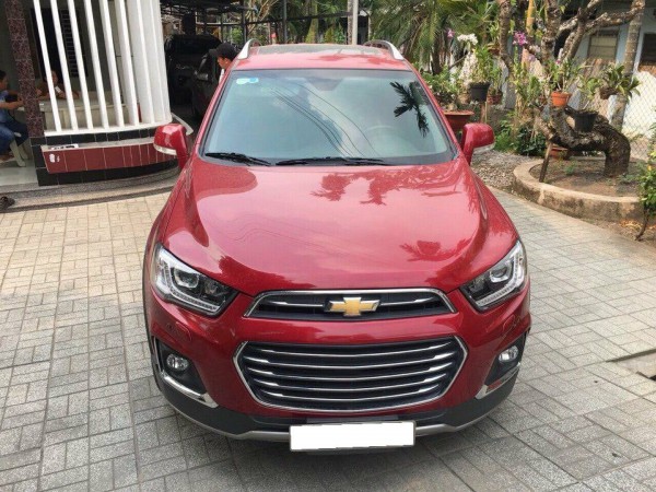 Chevrolet Captiva 2016 LTZ, tự động, màu đỏ