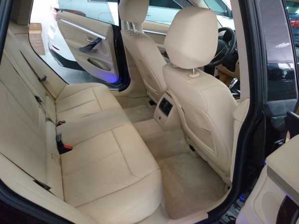 BMW 328 GT model 2015 màu nâu nội thất kem