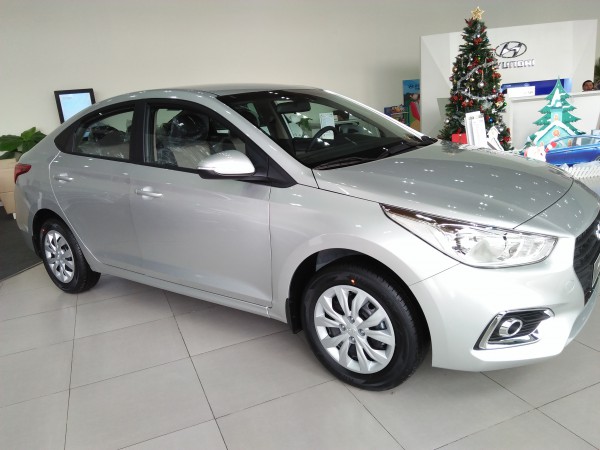 Hyundai Accent MT Base, đủ các màu, trả góp tối ưu