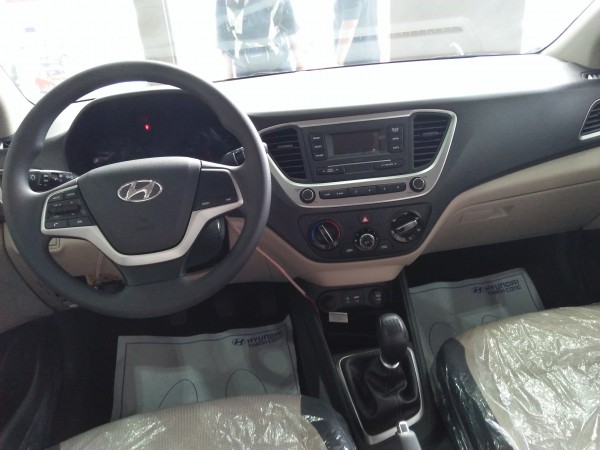 Hyundai Accent MT Base, đủ các màu, trả góp tối ưu