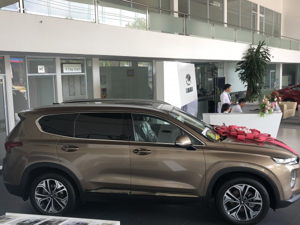 Hyundai Santa Fe Khuyễn mãi 60 triệu cho Santa Fe 2019