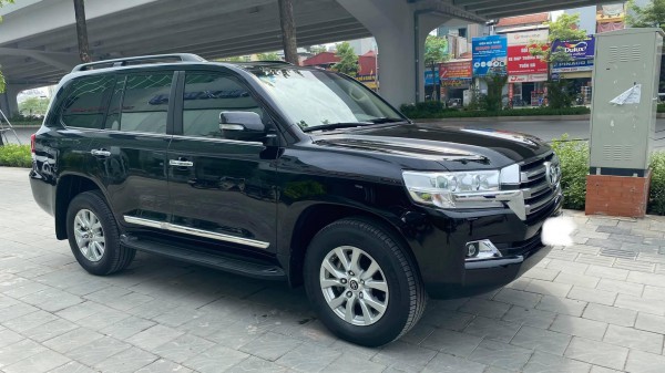 Toyota Land Cruiser Bán Toyota Land Cruiser 4.6 màu đen, sản