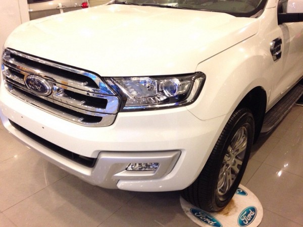 Ford Everest Ford Everest Titanium 2.2L 4x2AT(Diesel)