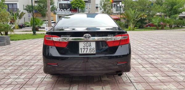 Toyota Camry Bán Toyota Camry 2.5Q màu đen 2014