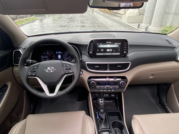 Hyundai Tucson Bán Hyundai Tucson 2.0CRdi Full dầu