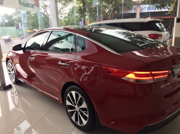 Kia Optima Chính hãng mơi 100%. KIA Đăk Lăk