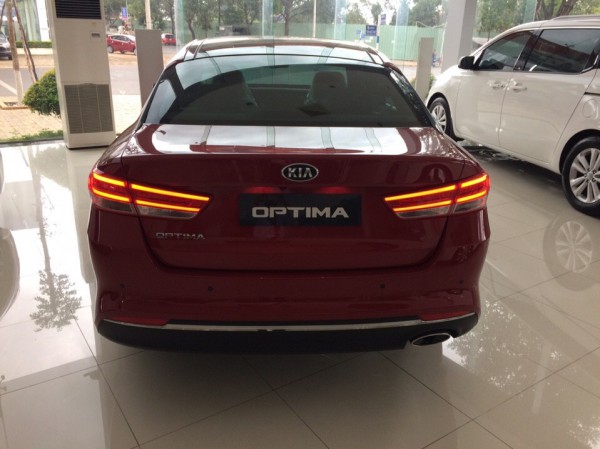 Kia Optima Chính hãng mơi 100%. KIA Đăk Lăk