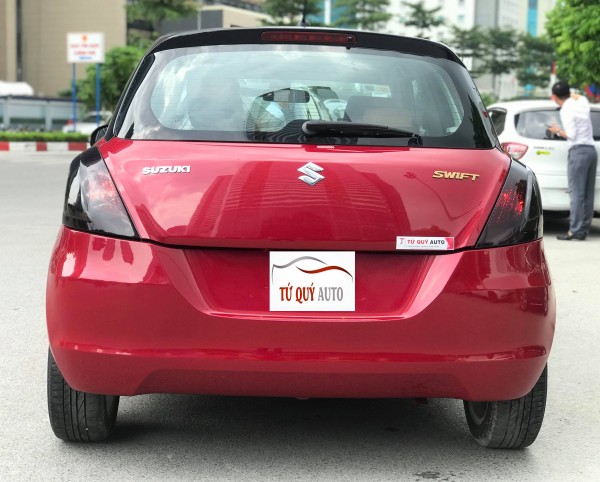 Suzuki Swift 1.4AT 2015 -Đỏ