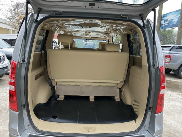 Hyundai Grand Starex Bán xe Hyundai starex 9 chỗ,máy xăng