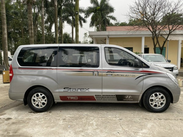 Hyundai Grand Starex Bán xe Hyundai starex 9 chỗ,máy xăng
