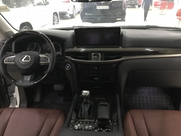 Lexus LX 570 Bán Lexus LX570 nhập mỹ 2019 ,màu trắng