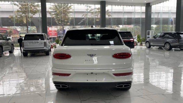 Bentley Bán Bentlye Bentayga First Edition 2022,