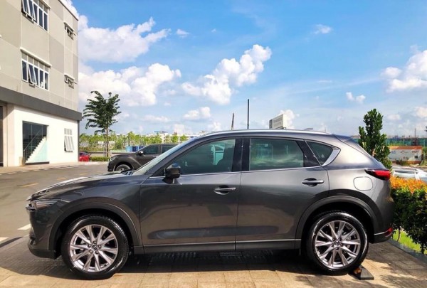 Mazda CX-5 Deluxe