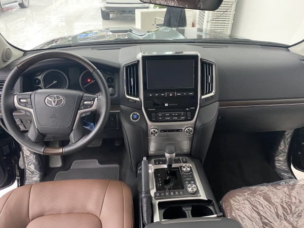 Toyota Land Cruiser Toyota Land Cruiser 4.6 nhập Châu Âu 21