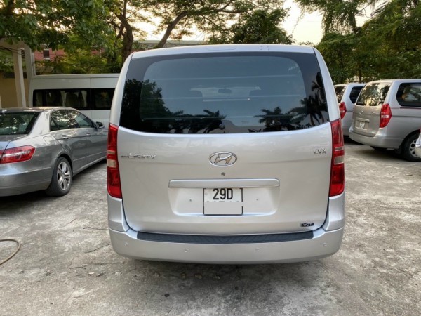Hyundai Grand Starex Bán xe tải van 3 chỗ Starex đời 2009