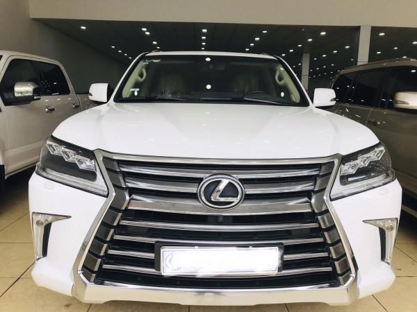 Lexus LX 570 Bán Lexus LX570 màu trắng,nội thất nâu,